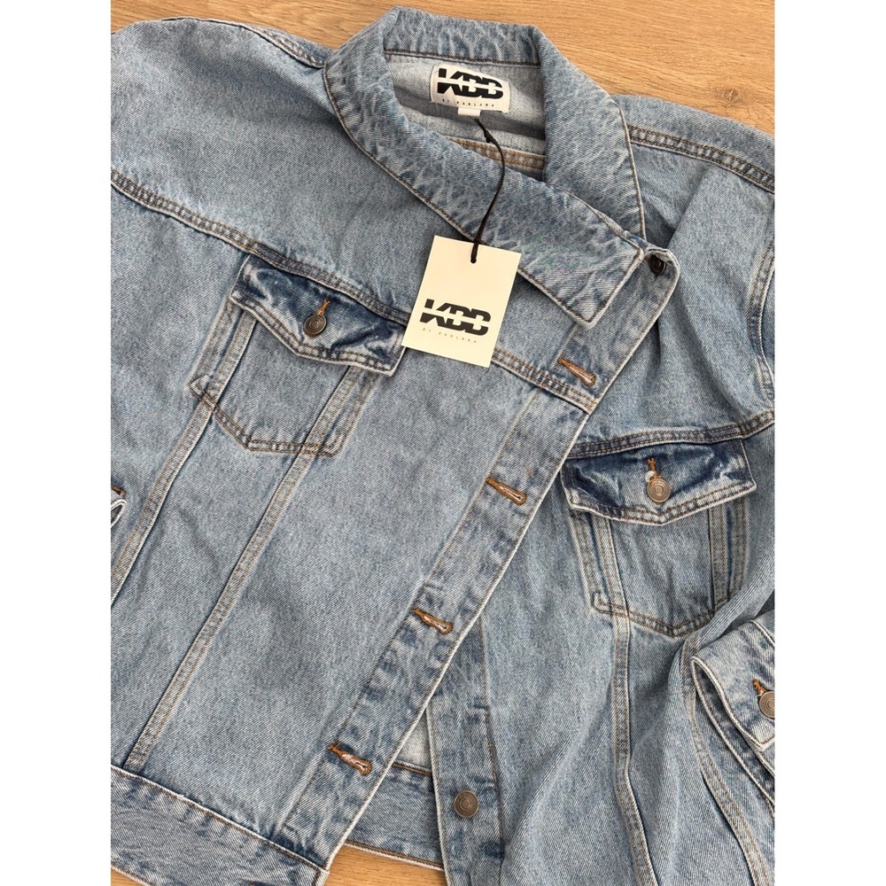 NWT Womens KBB by Kahlana "The Denim Jacket" - Large - Light Denim Wash - Picture 4 of 9